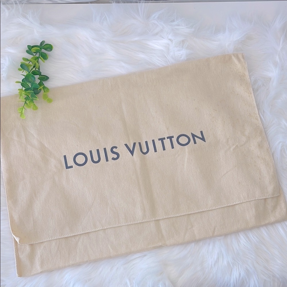 Louis Vuitton‎ Fold Over Dust Bag